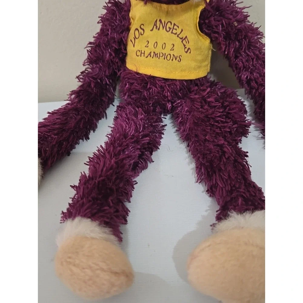 Vtg Los Angeles Lakers Plush Monkey 2002 NBA Champions Rare Mascot Three-Peat 11